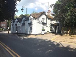 Detached Home in Prestbury Village, Cheshire East