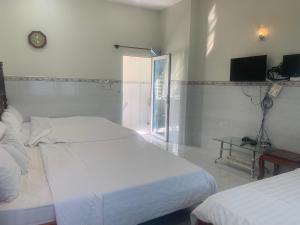Hà Hùng Panorama Hotel (Cơ sở 2 - Cho thuê nhà nguyên căn cách chợ đêm 300m)