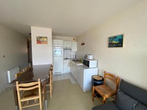 Appartements Appartement vue sur mer et le port : photos des chambres