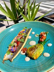 Hotels Logis Hotel & Restaurant Mediterranee : photos des chambres