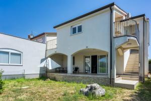 Apartments Galeb 