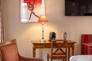 Hotels Hotel Le Relais des Halles : photos des chambres