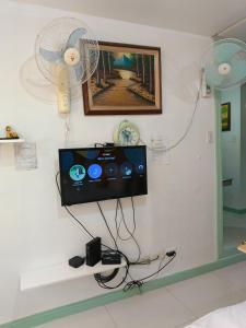 Studio Condo in Birch Tower Malate Manila - Carosa Staycation