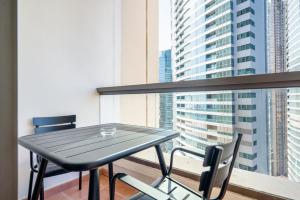 Blueground JBR pool elevator gym DXB-763