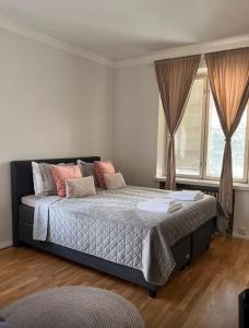 Your Chic Vibrant Airbnb