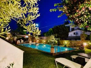 Dimitra's Maisonette at Rafaella Resort - Nerántza