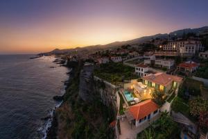 Islander - Funchal Seaside Villas