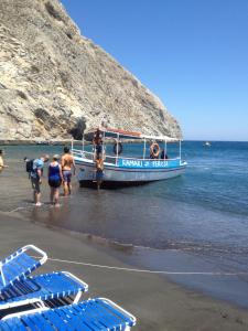 Sagma Rooms Santorini Greece