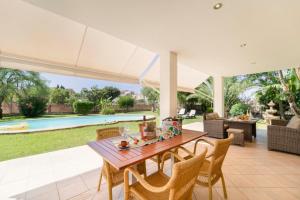 Villa can Costa by homevillas360