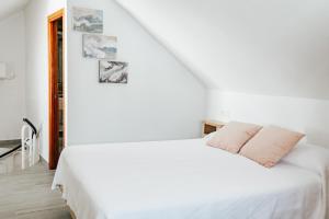 Apartamentos y Estudios Casa de la Hoya