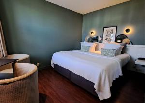 Standard Double Room with Garden View room in Hotel Montanus