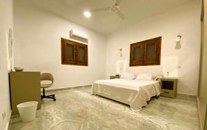 Elegant Studio near IOS Hotel #6