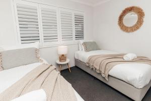 Admirals Coastal Haven - 200mtrs from Beach