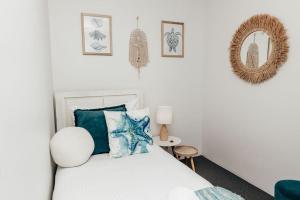 Admirals Coastal Haven - 200mtrs from Beach