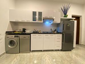 Elegant Studio near IOS Hotel #7