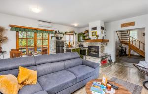 Stunning Home In Lukovdol With Sauna