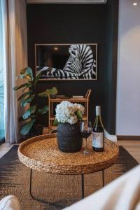 "Lykke on Bree" - Unique apartment with stunning Table Mountain views