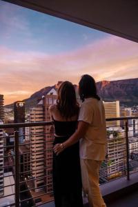 "Lykke on Bree" - Unique apartment with stunning Table Mountain views