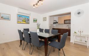 4 Bedroom Awesome Home In Sibenik