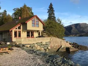 Seaside 3-bedroom House - Nordre Botten Seaside 3-bedroom House - Nordre Botten