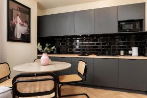 Krowoderska 55 - by Upstairs