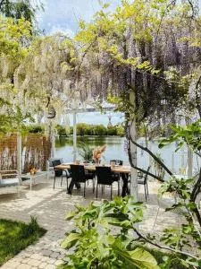 Therme - Corbeanca by The Lake Luxury Villa - Ciocăneşti