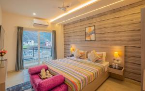 Perfectstayz Value Alpine Near Laxman Jhula