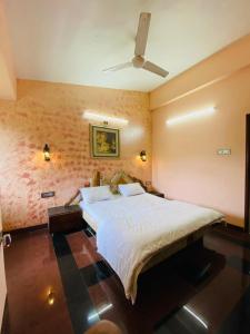 Spacious 6 BHK house in Lonavala