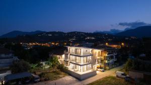 Avali Deluxe Apartments