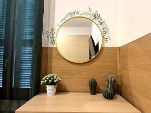 Dreams Under the Trees - Metro Roma Termini