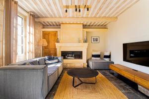 Villas Le Mazet d'Ernestine - Piscine et Cheminee : photos des chambres