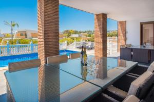 Dream beach-side villa with sea views & close to golf