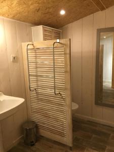 Sejours chez l'habitant ESCALE AU FOND DU JARDIN : photos des chambres