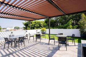 A 5 Cuadras del Consulado Cómodo Departamento Familiar con Patio Trasero