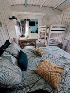 Campings Le relais de la Charreterie : photos des chambres