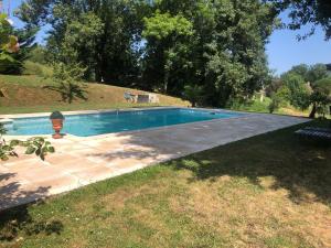 Maisons de vacances Agreable maison avec piscine : photos des chambres