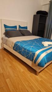 Appartement lumineux en duplex avec terrasse et jardin