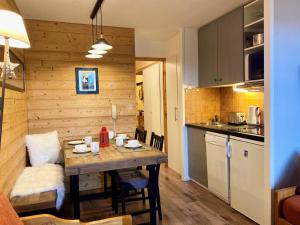 Résidence Themis - Chaleureux appartement rénové · Accès direct aux pistes · Vue pistes MAE-3344 - 3hvězdičkové hotely ve městě Mâcot La Plagne