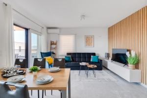 Sea Bay View apartment - Appartement avec piscine et magnifique vue sur mer