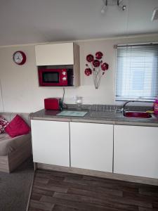 Sea Breeze 6 Berth Caravan