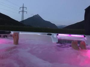 Apartment Comfort mit Fasssauna und Außen Whirlpool