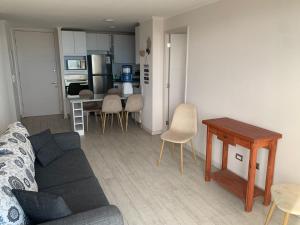 Hermoso Depto Primera Línea Av del Mar en séptimo piso