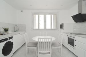 Appartements Fourside Deluxe Apartments in Le Bourget : photos des chambres