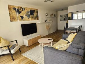 Deux pièces spacieux - Métro ligne 14 à 50m