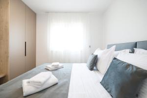 Apartments by the sea Privlaka, Zadar - 23479