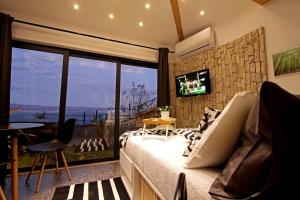 Apartments with swimming pool Lovran, Opatija - 23500