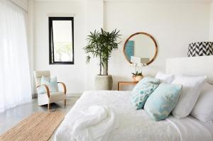 1 King-size bedroom villa with pool & ocean view