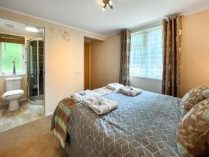 Lodge Two - Uk47246