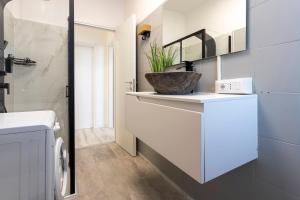 Mountain View Apartment