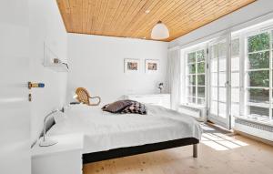 Nice Home In Millinge With Wifi